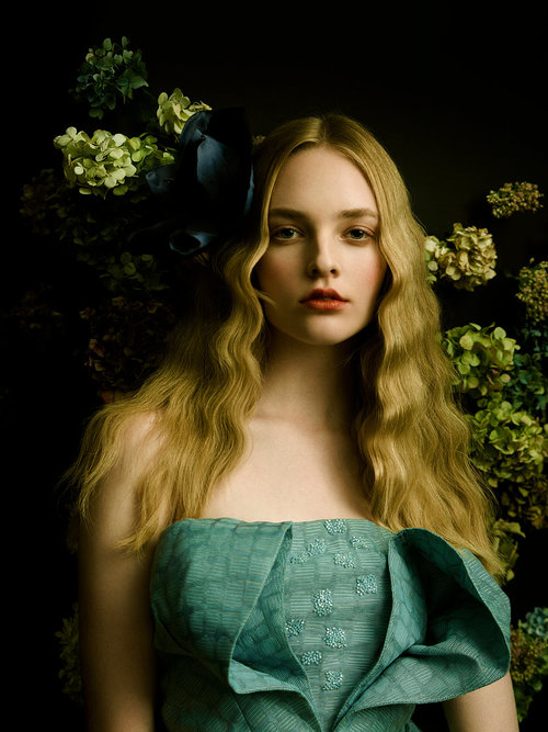 Harper’s BAZAAR Vietnam / Olivia Hamilton