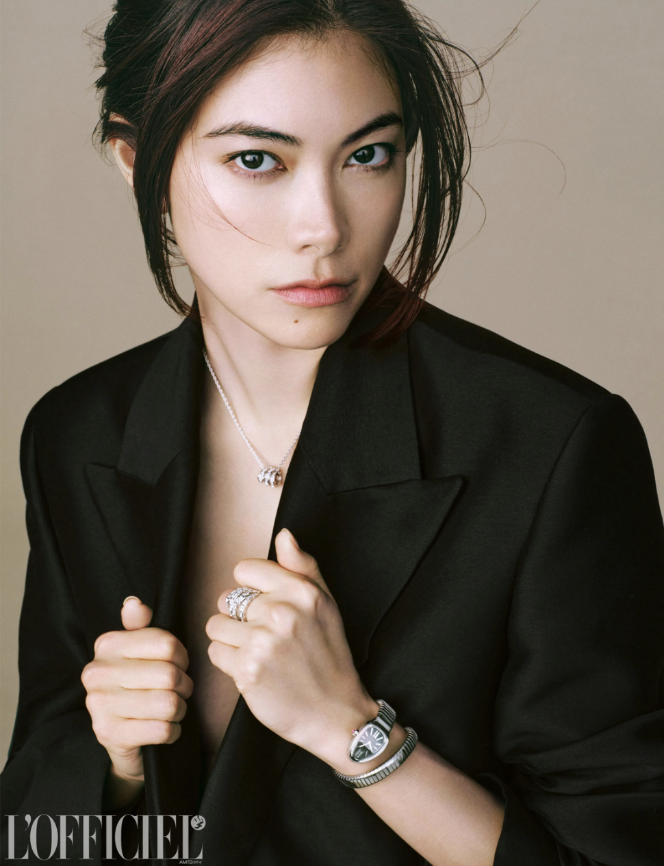 L’OFFICIEL Japan / Hikari Mori